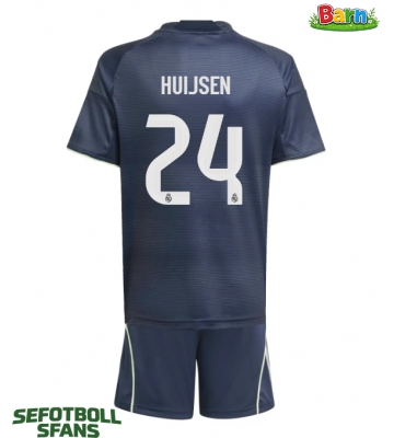 Real Madrid Dean Huijsen #24 Bortaställ Barn 2025-26 Kortärmad (+ Korta byxor)